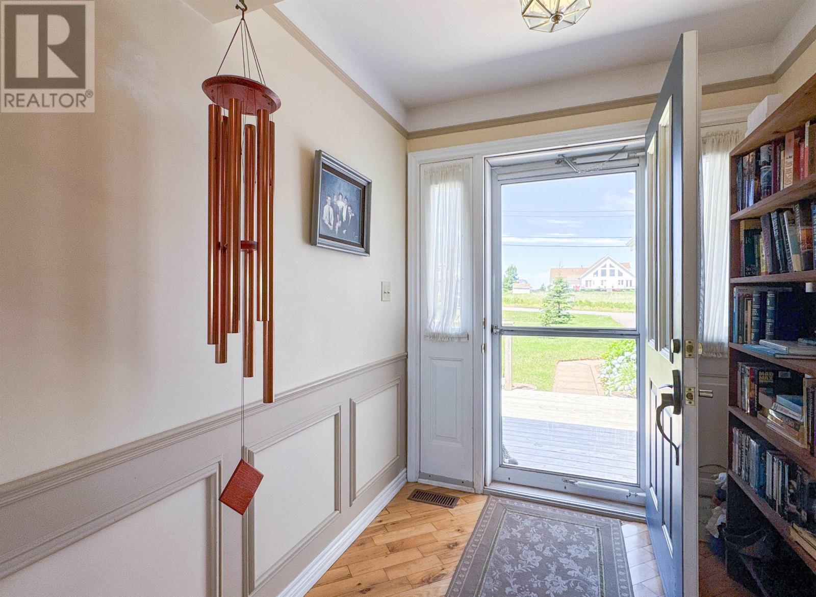 28 Lantern Hill Drive, North Rustico, Prince Edward Island  C0A 1N0 - Photo 3 - 202610436