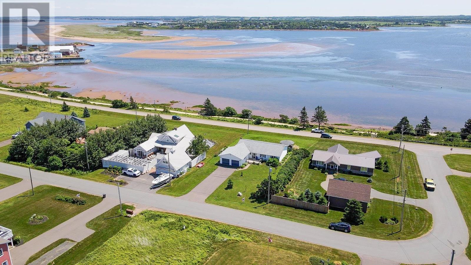 28 Lantern Hill Drive, North Rustico, Prince Edward Island  C0A 1N0 - Photo 36 - 202610436