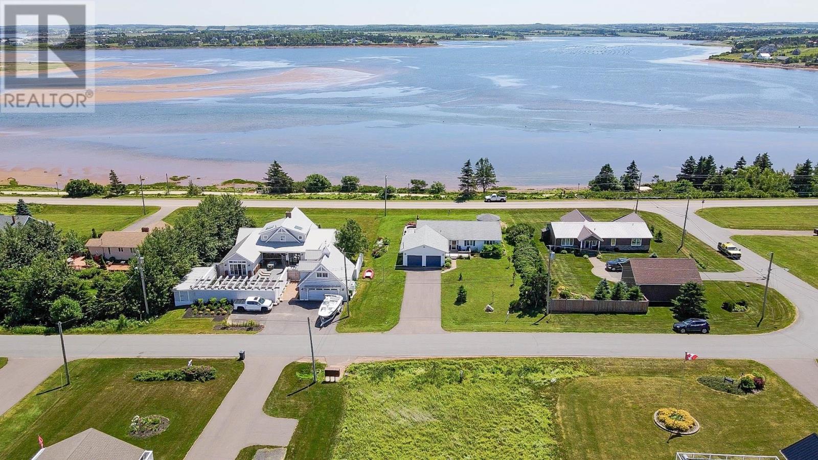 28 Lantern Hill Drive, North Rustico, Prince Edward Island  C0A 1N0 - Photo 37 - 202610436