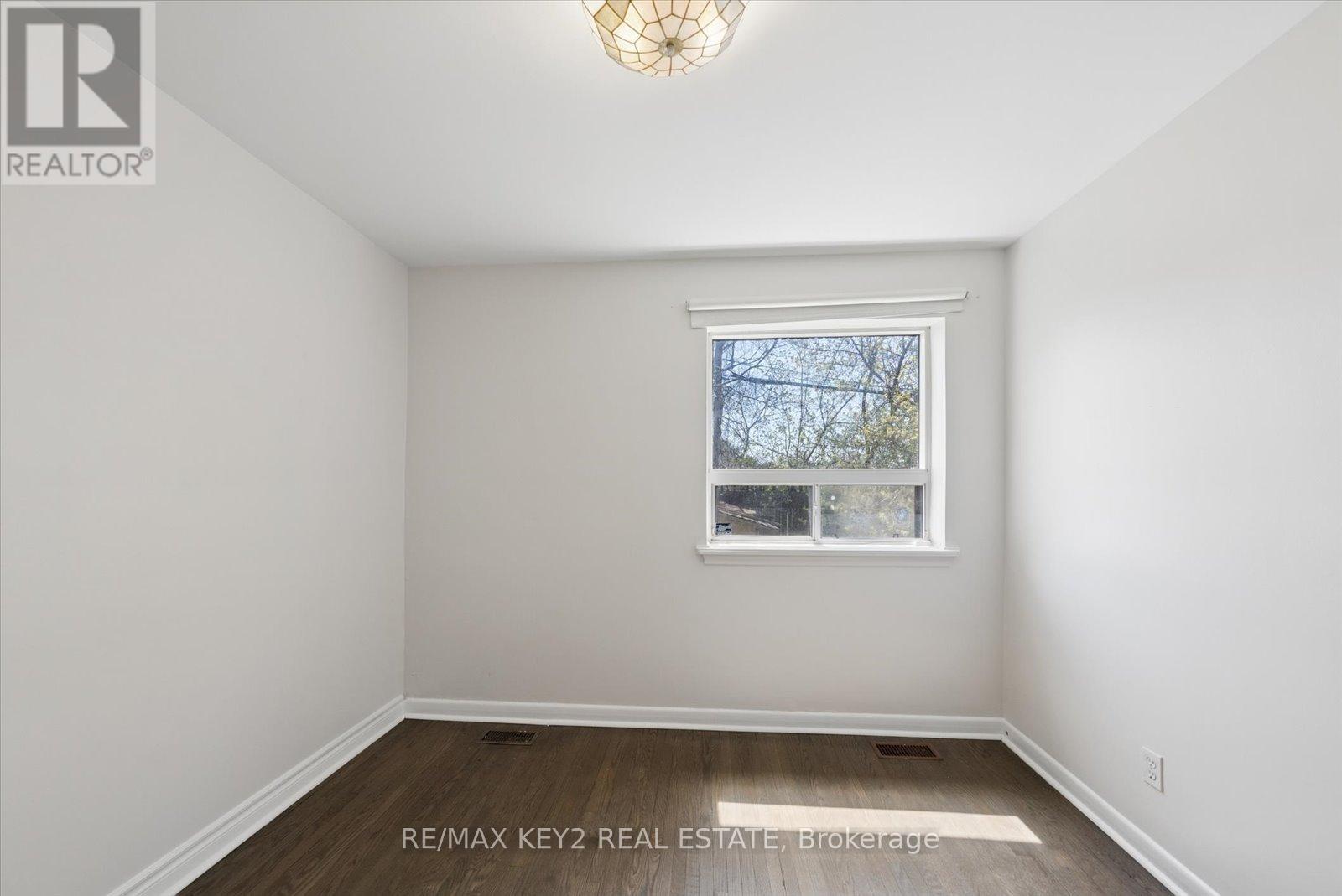 137 Newlands Avenue, Toronto, Ontario  M1L 1S2 - Photo 22 - E13083958