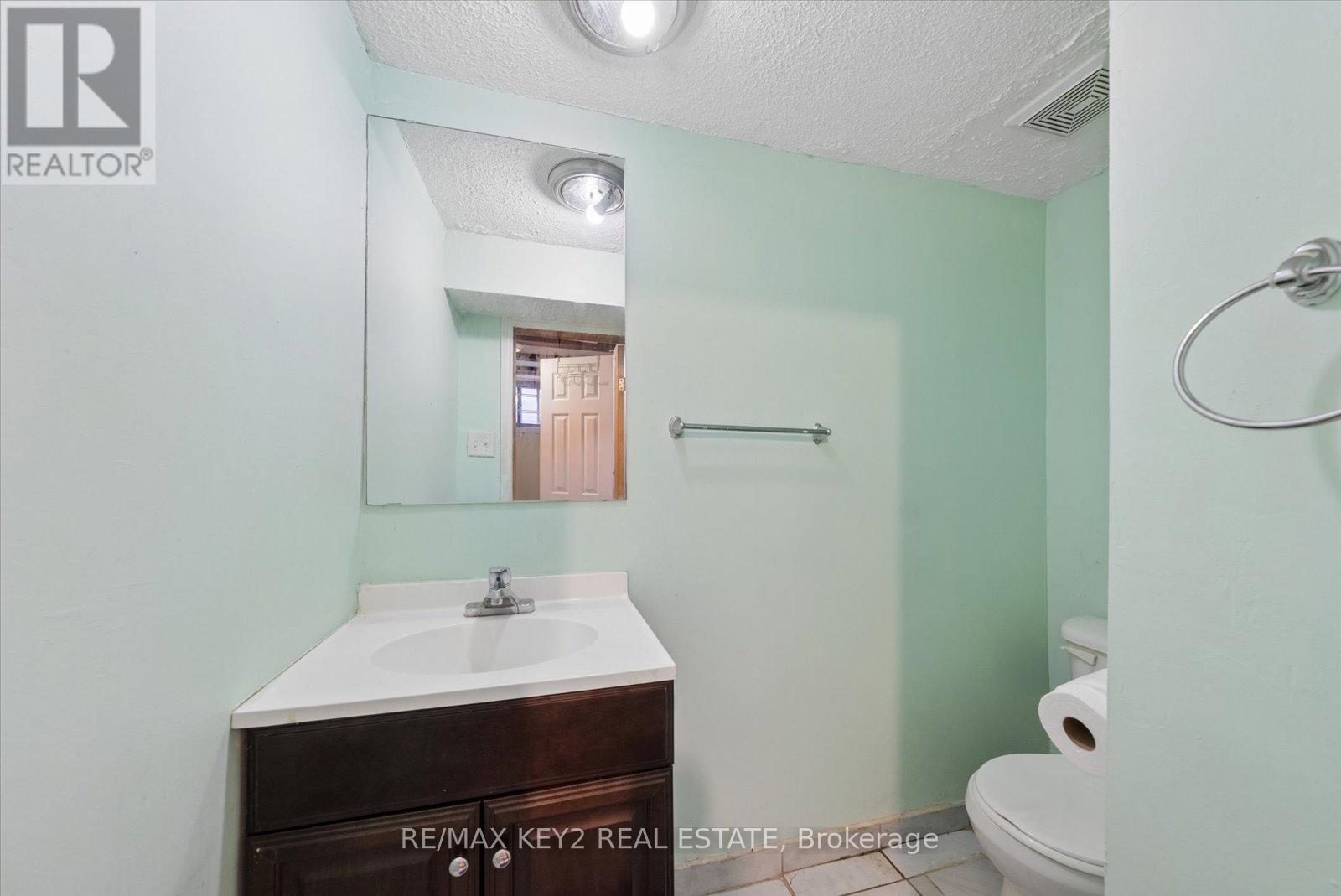 137 Newlands Avenue, Toronto, Ontario  M1L 1S2 - Photo 37 - E13083958