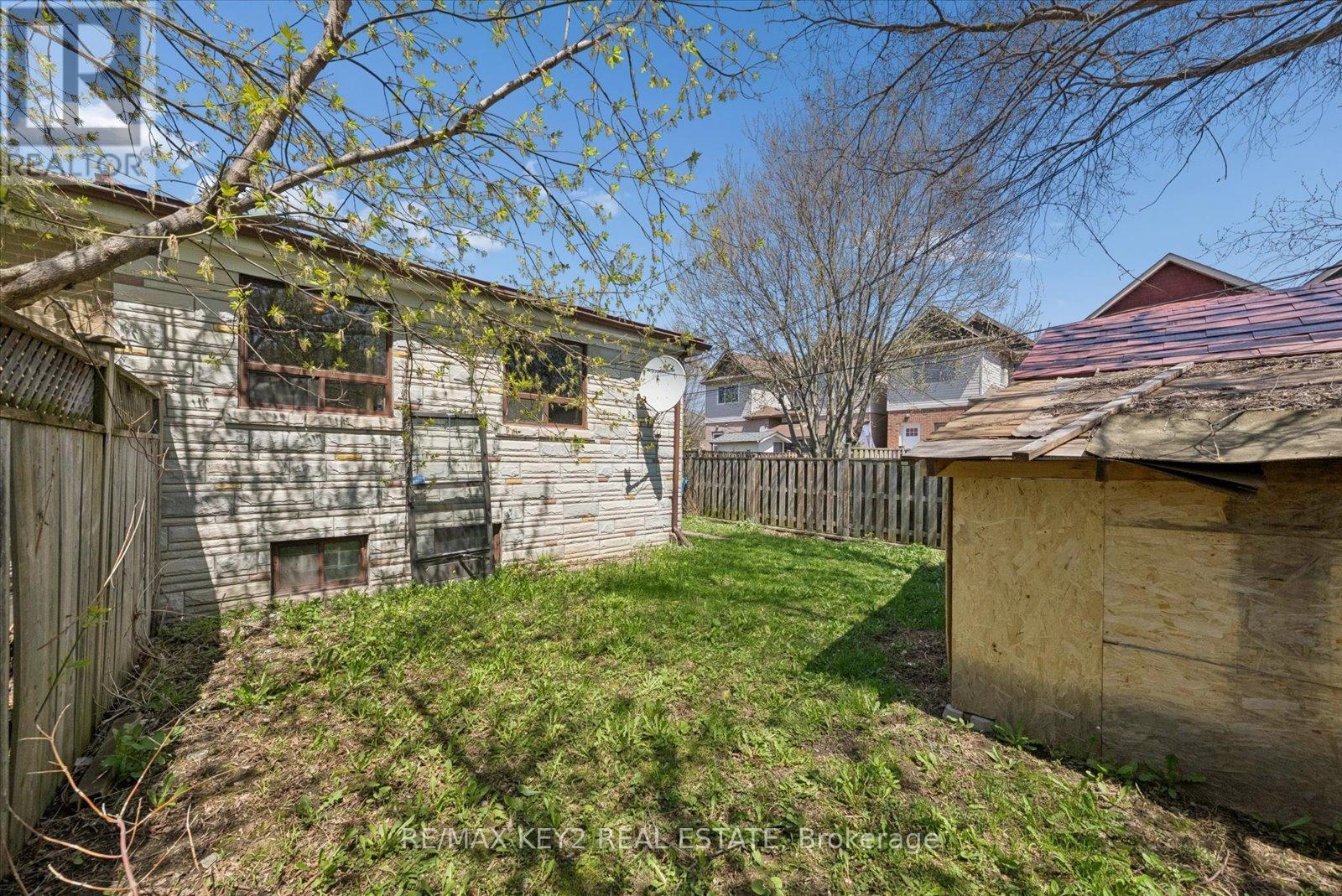 137 Newlands Avenue, Toronto, Ontario  M1L 1S2 - Photo 43 - E13083958