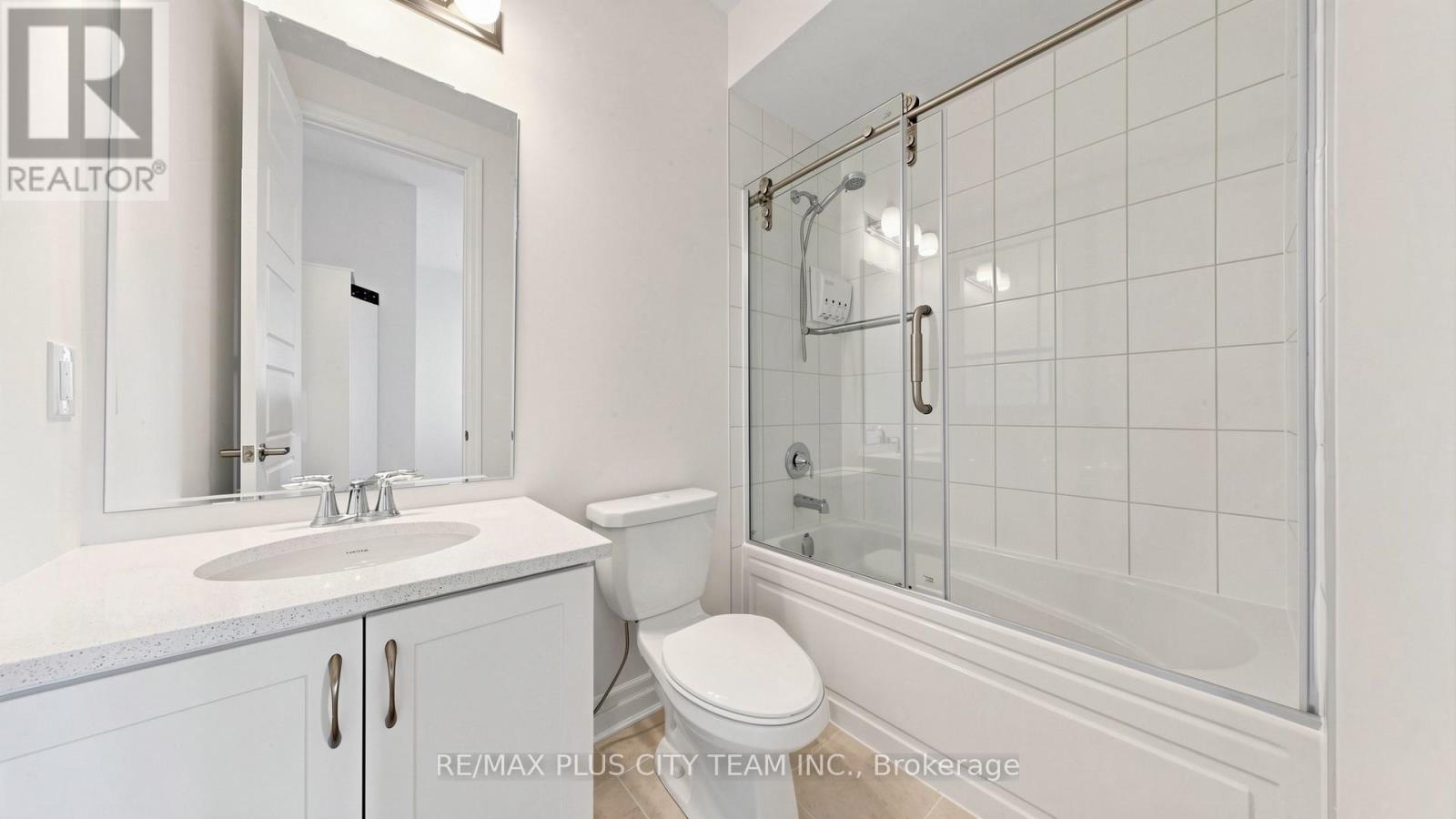 1 George Roman Avenue, Markham, Ontario  L6C 3L9 - Photo 35 - N13097428