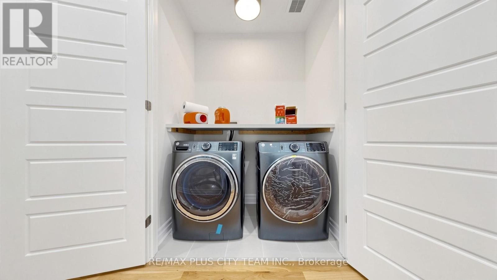 1 George Roman Avenue, Markham, Ontario  L6C 3L9 - Photo 40 - N13097428