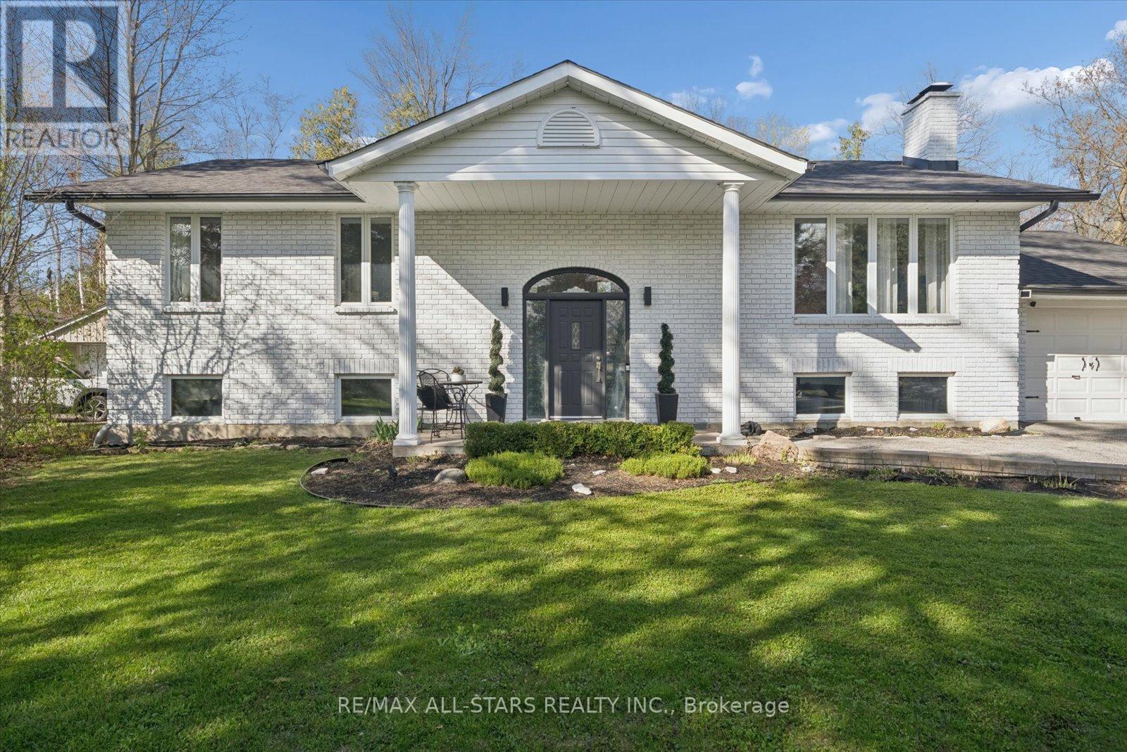 127 Pinecrest Road, Georgina, Ontario  L0E 1N0 - Photo 5 - N13109068