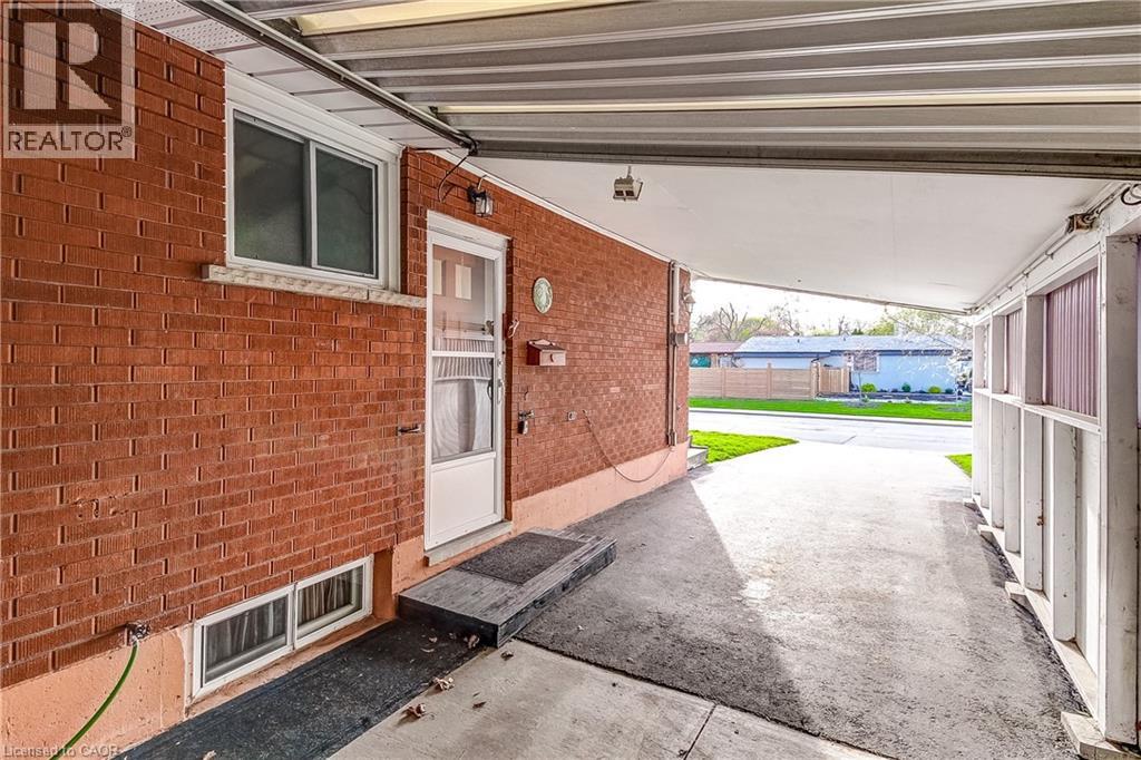 43 Lawfield Drive, Hamilton, Ontario  L8V 4C3 - Photo 3 - 40826183