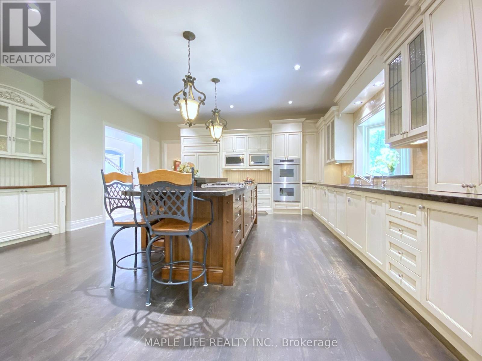 8 Crete Court, Toronto, Ontario  M3C 2N6 - Photo 10 - C13111266