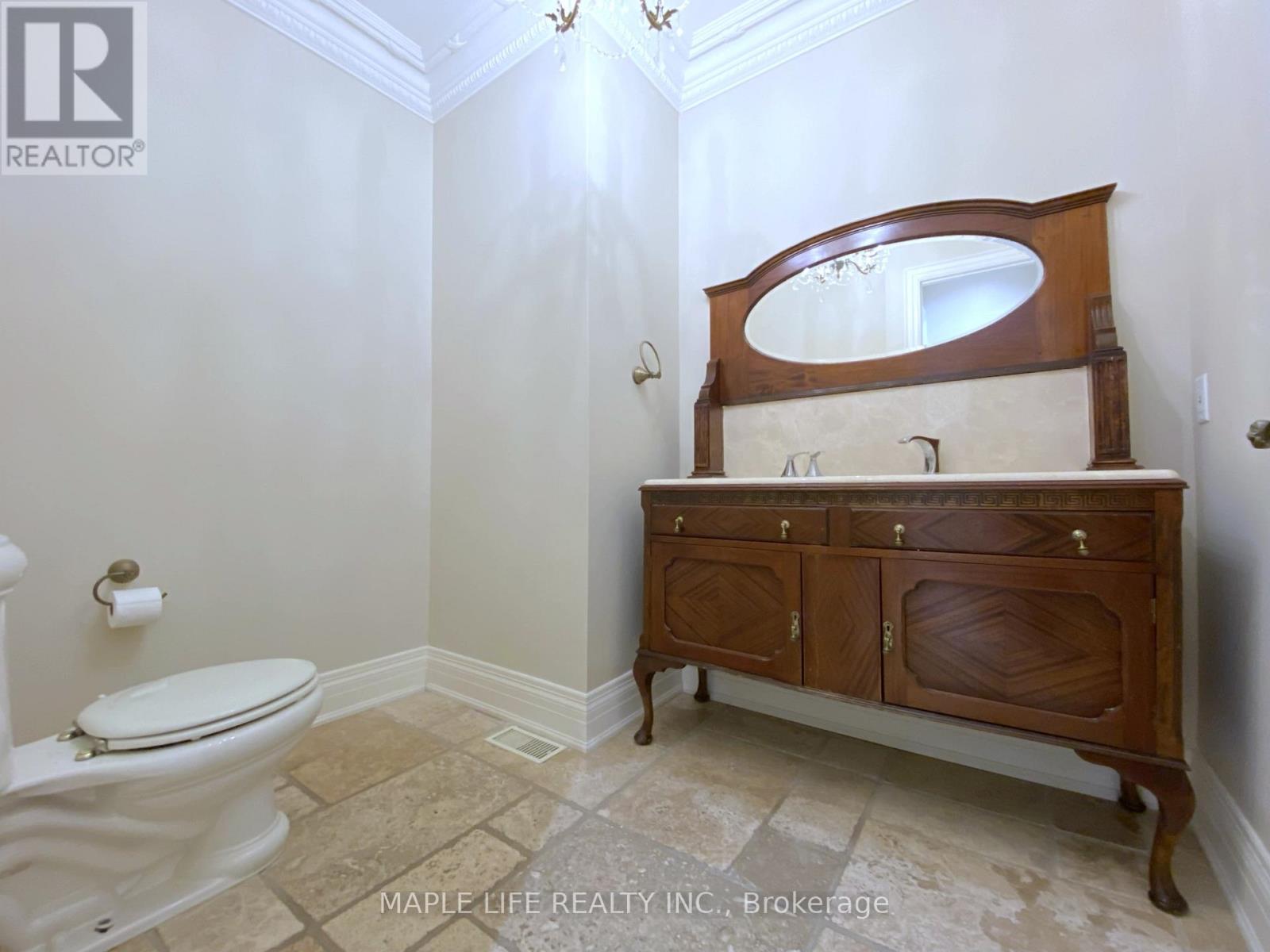8 Crete Court, Toronto, Ontario  M3C 2N6 - Photo 18 - C13111266