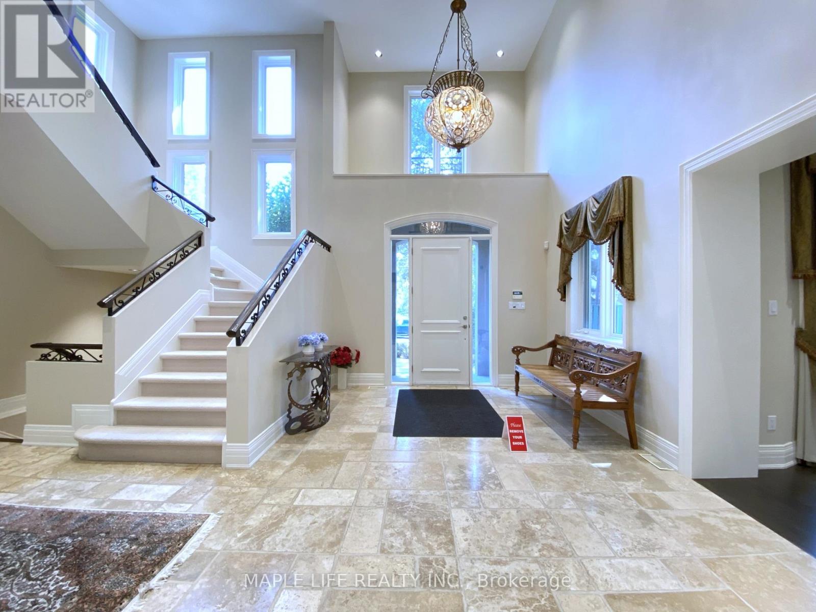8 Crete Court, Toronto, Ontario  M3C 2N6 - Photo 19 - C13111266
