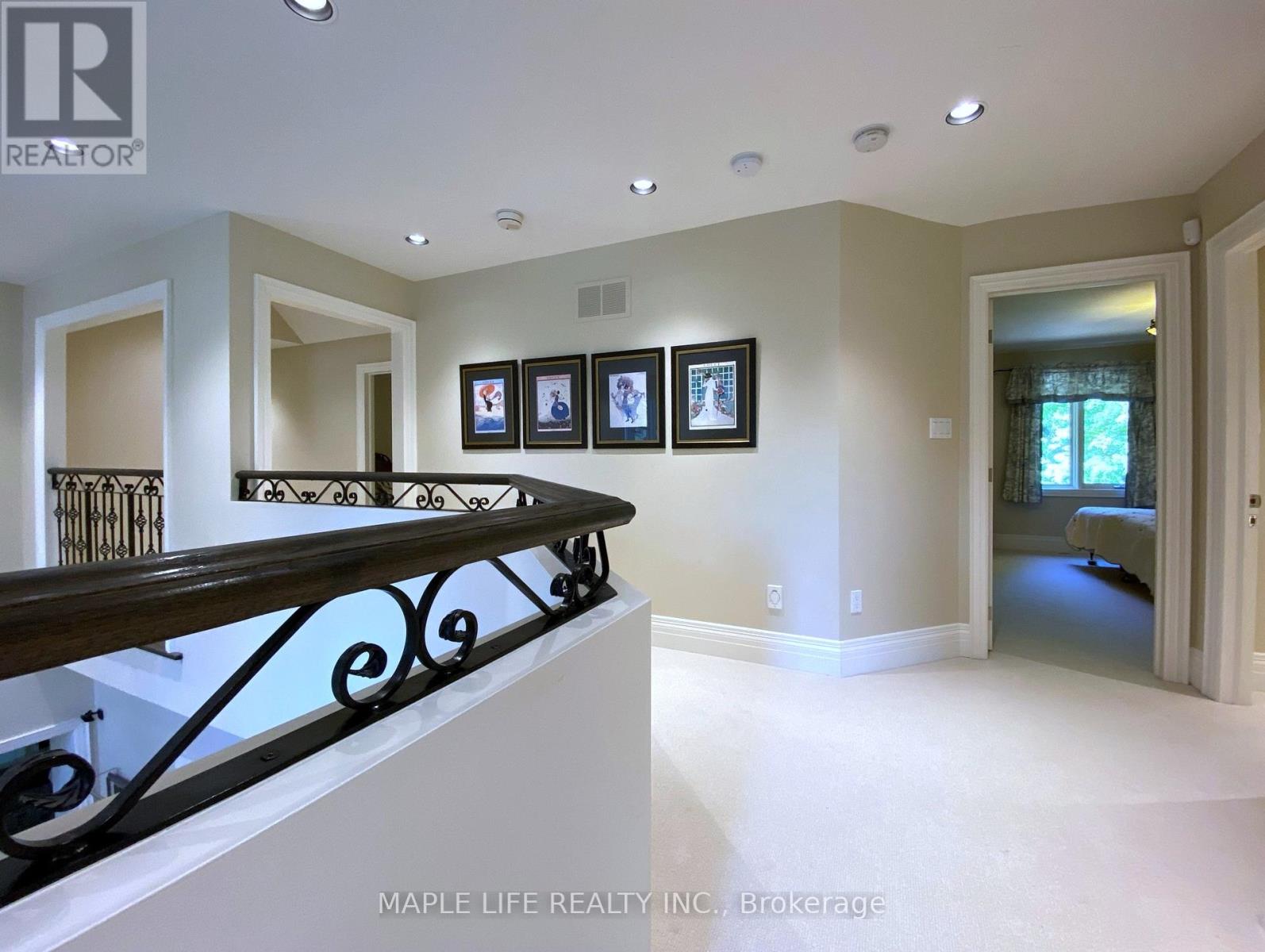 8 Crete Court, Toronto, Ontario  M3C 2N6 - Photo 20 - C13111266
