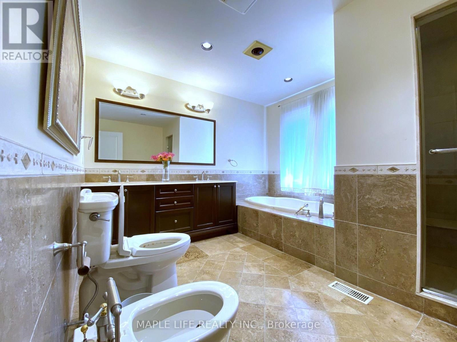 8 Crete Court, Toronto, Ontario  M3C 2N6 - Photo 23 - C13111266