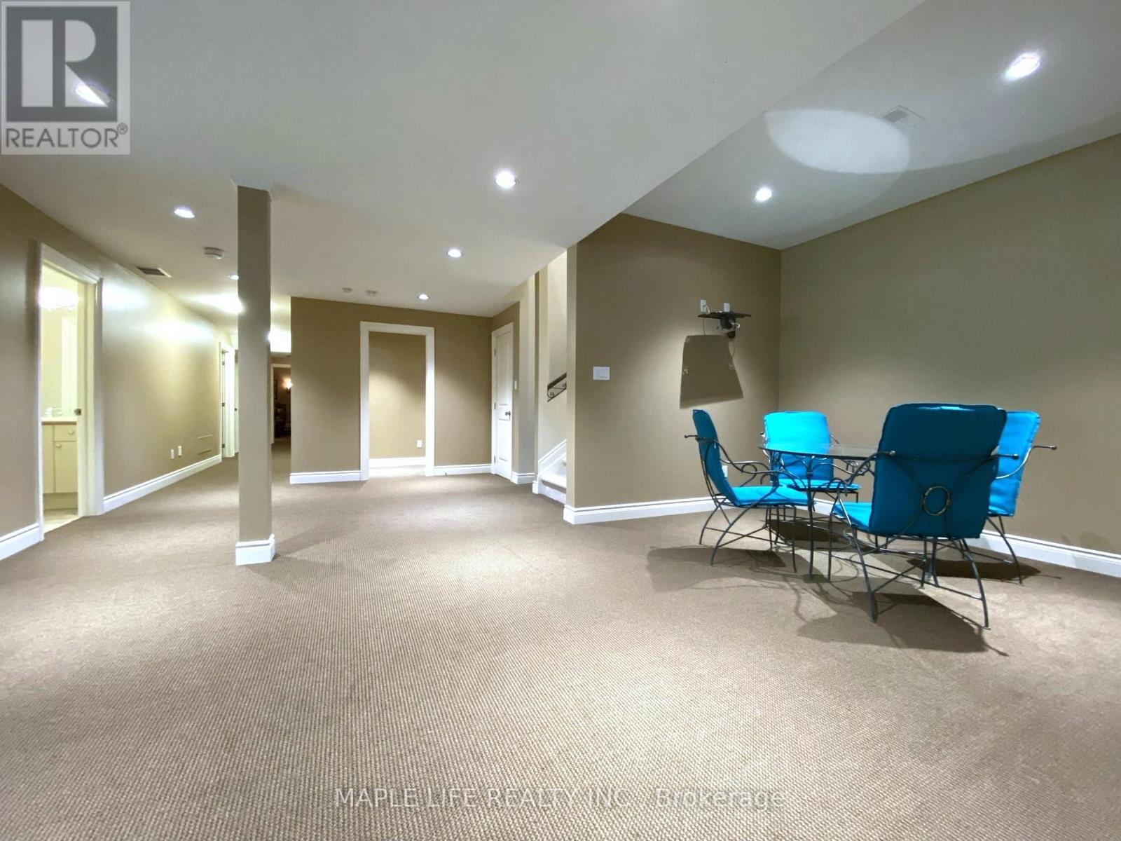 8 Crete Court, Toronto, Ontario  M3C 2N6 - Photo 32 - C13111266