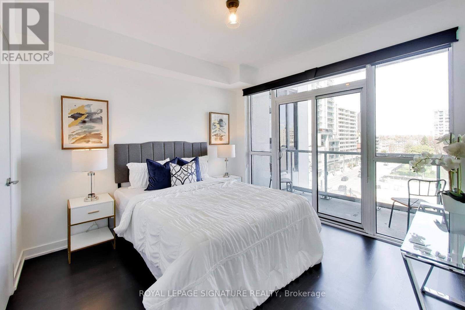 501 - 501 St Clair Avenue W, Toronto, Ontario  M5P 0A2 - Photo 12 - C13111342