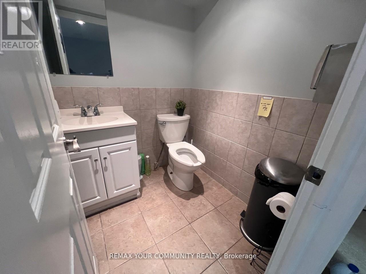 3887 Bathurst Street, Toronto, Ontario  M3H 5V1 - Photo 10 - C13111382