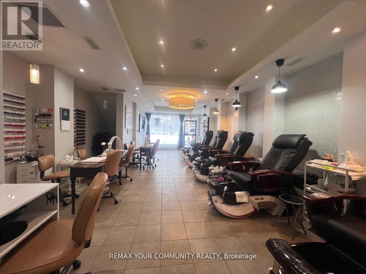 3887 Bathurst Street, Toronto, Ontario  M3H 5V1 - Photo 8 - C13111382