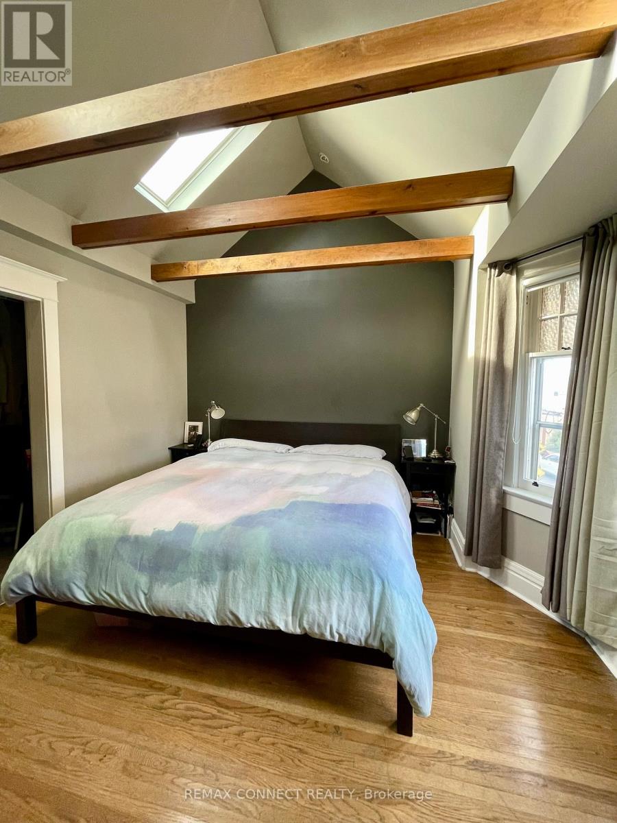 Main - 264 Sterling Road, Toronto, Ontario  M6R 2B9 - Photo 13 - C13111408