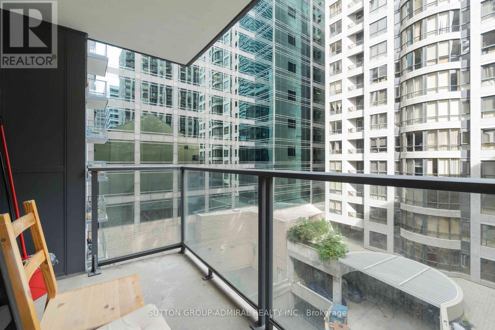 601 - 30 Hayden Street, Toronto, Ontario  M4Y 3B8 - Photo 15 - C13111418
