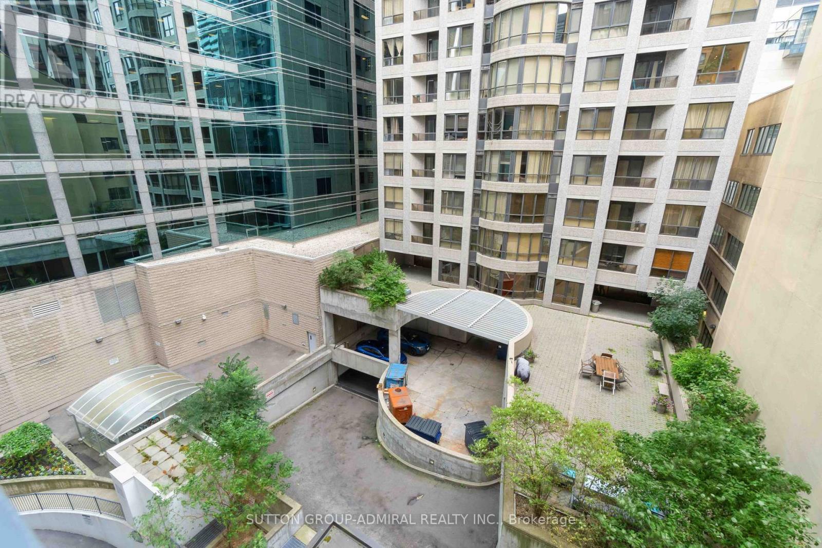 601 - 30 Hayden Street, Toronto, Ontario  M4Y 3B8 - Photo 18 - C13111418