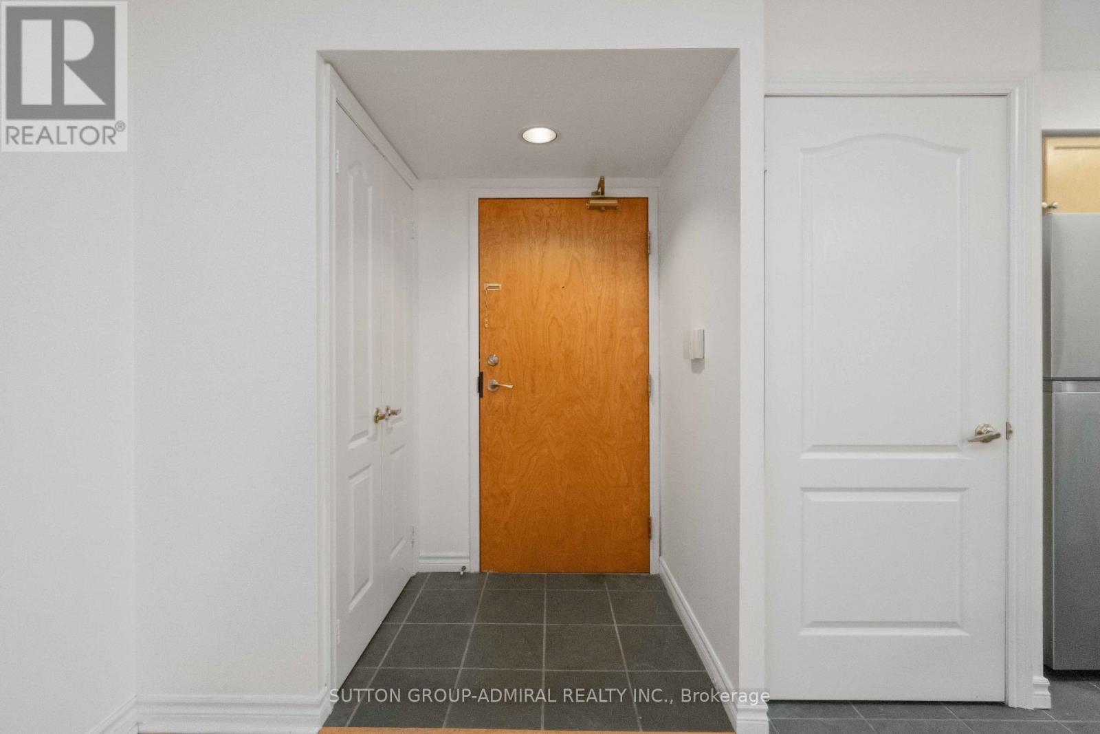 601 - 30 Hayden Street, Toronto, Ontario  M4Y 3B8 - Photo 22 - C13111418