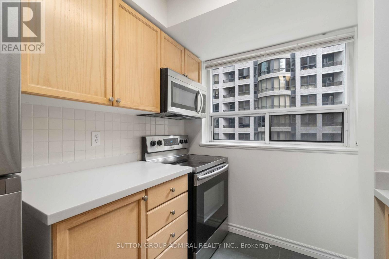 601 - 30 Hayden Street, Toronto, Ontario  M4Y 3B8 - Photo 32 - C13111418