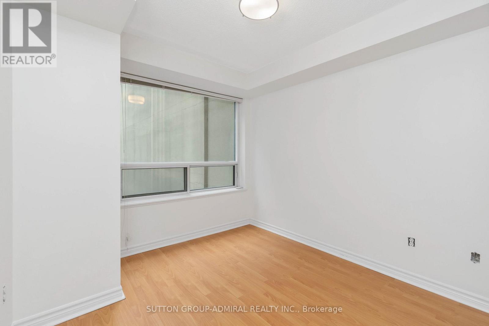 601 - 30 Hayden Street, Toronto, Ontario  M4Y 3B8 - Photo 5 - C13111418