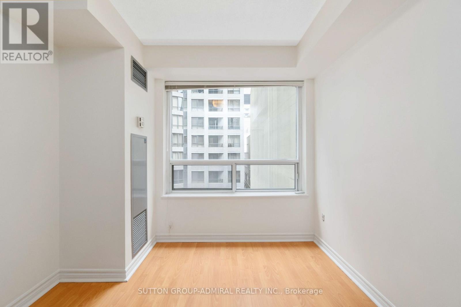 601 - 30 Hayden Street, Toronto, Ontario  M4Y 3B8 - Photo 7 - C13111418