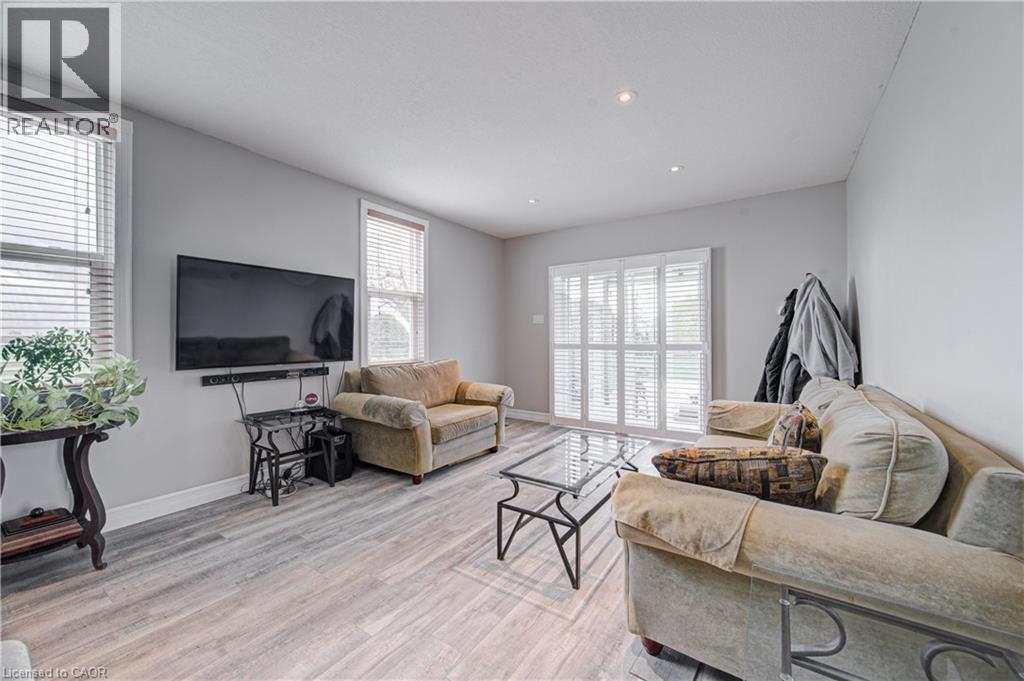 5014 Fountain Street N, Breslau, Ontario  N0B 1M0 - Photo 5 - 40828952