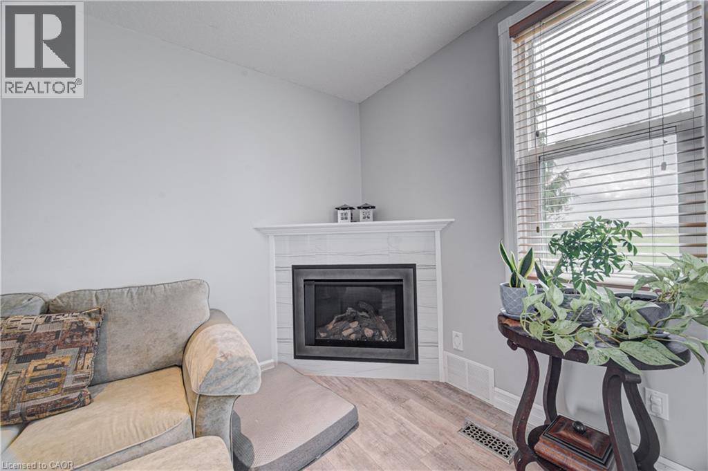 5014 Fountain Street N, Breslau, Ontario  N0B 1M0 - Photo 8 - 40828952