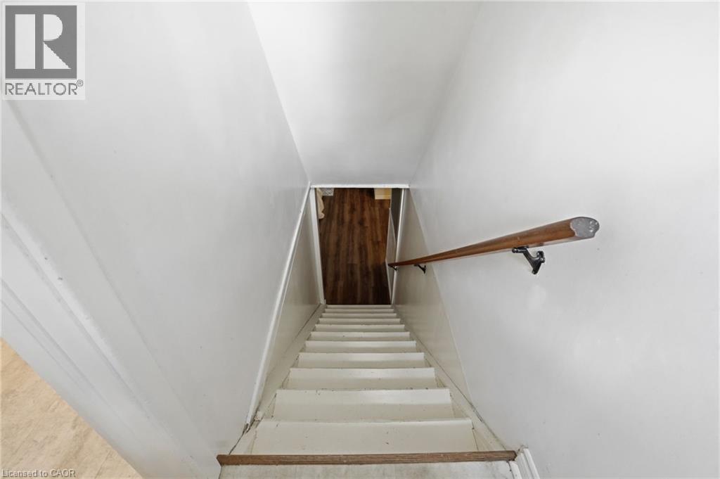 23 Mcmaster Avenue, Dundas, Ontario  L9H 4M6 - Photo 30 - 40829047