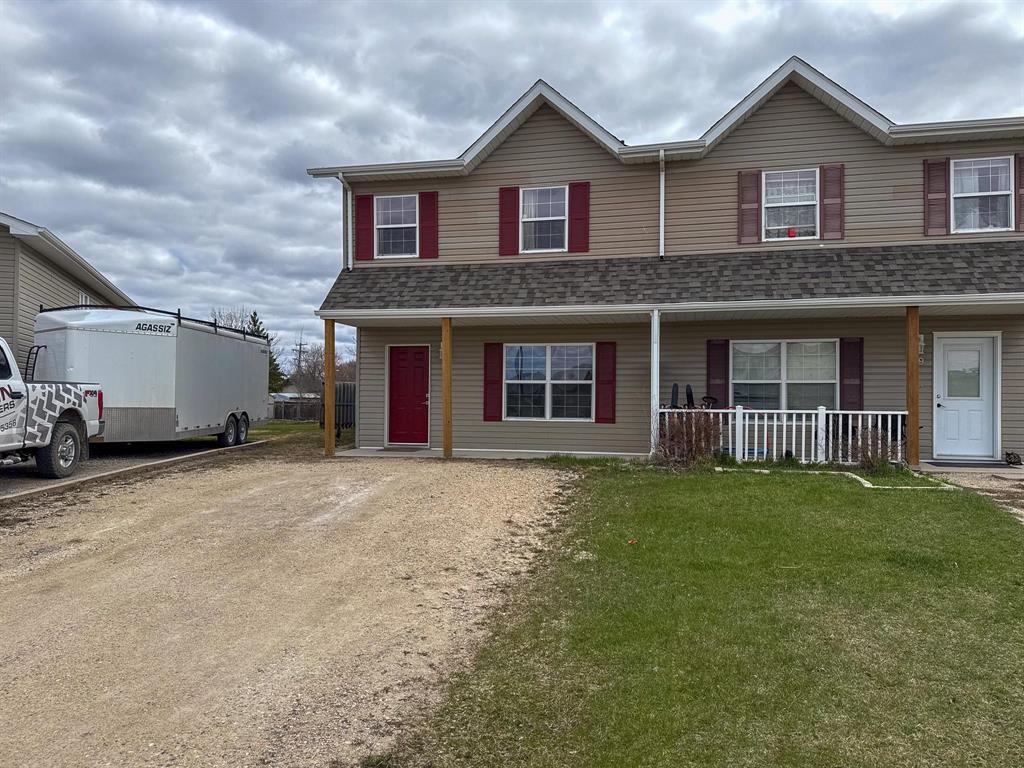 17 Fairmont Crescent, Steinbach, Manitoba  R5G 0A1 - Photo 2 - 202610108
