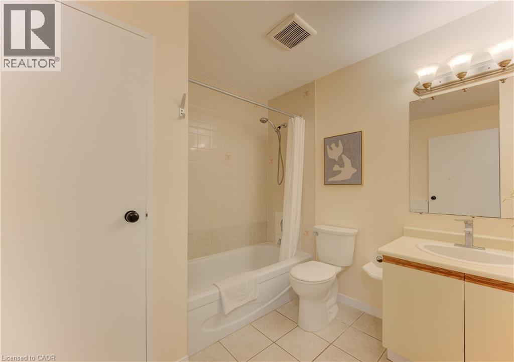 65 Highland Crescent Unit# 204, Kitchener, Ontario  N2M 5M8 - Photo 9 - 40829071