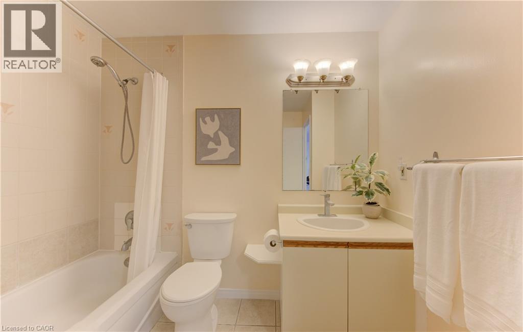 65 Highland Crescent Unit# 204, Kitchener, Ontario  N2M 5M8 - Photo 10 - 40829071