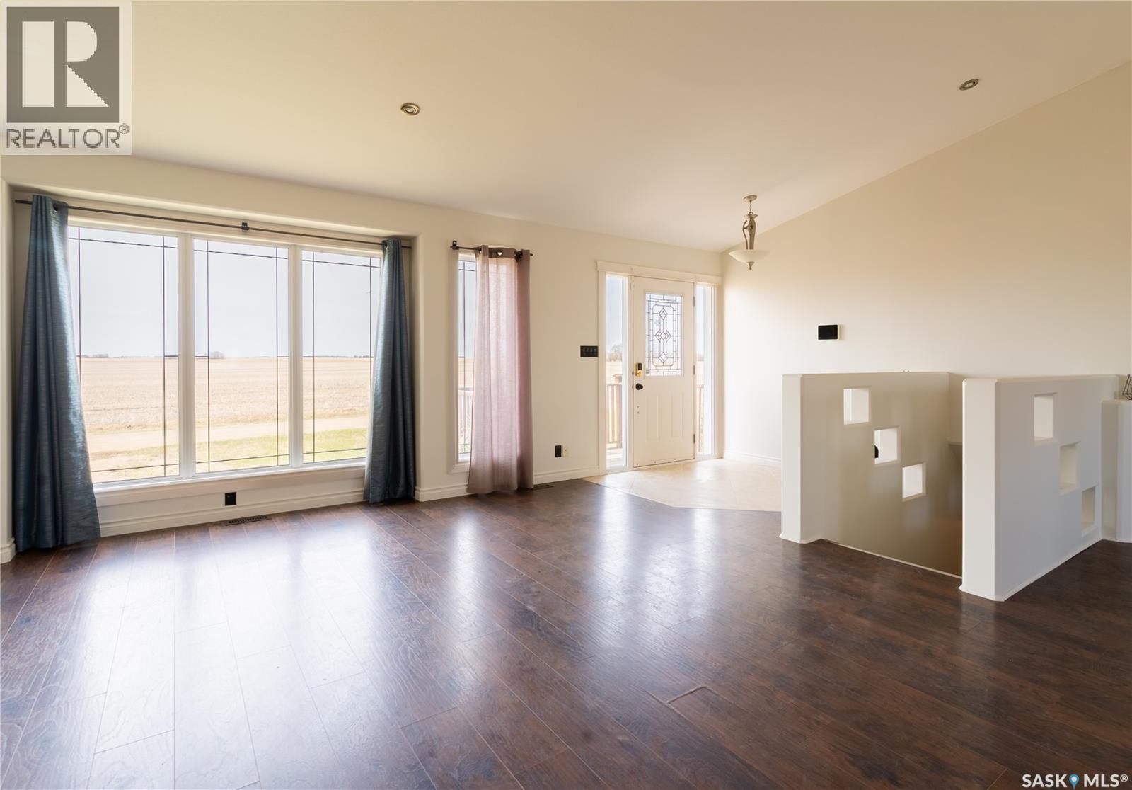 702 Goodrich Street, Radisson, Saskatchewan  S0K 3L0 - Photo 2 - SK035581