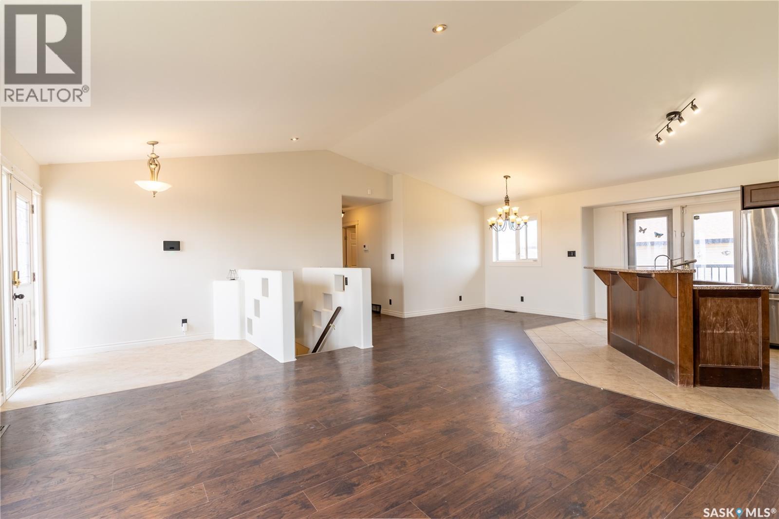 702 Goodrich Street, Radisson, Saskatchewan  S0K 3L0 - Photo 3 - SK035581