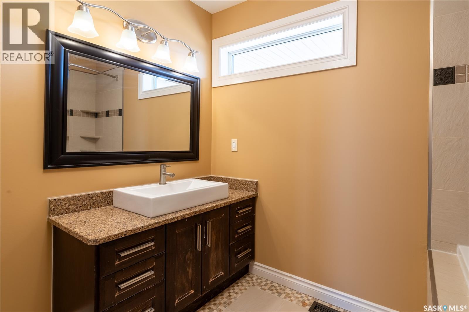 702 Goodrich Street, Radisson, Saskatchewan  S0K 3L0 - Photo 7 - SK035581