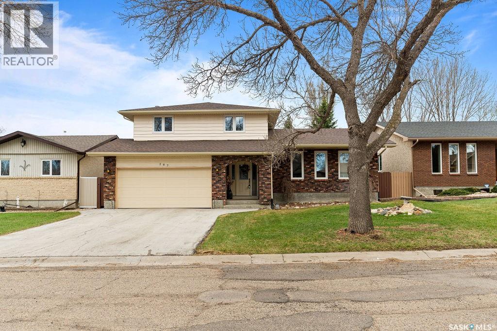 287 Hodgins Crescent N, Regina, Saskatchewan  S4X 2T2 - Photo 1 - SK035574