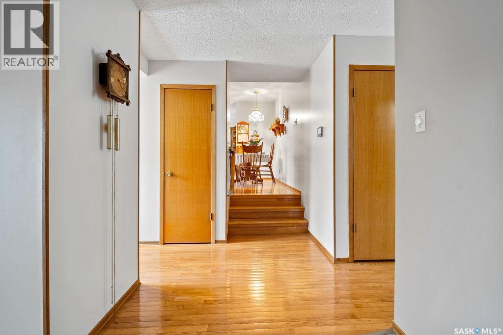 287 Hodgins Crescent N, Regina, Saskatchewan  S4X 2T2 - Photo 13 - SK035574