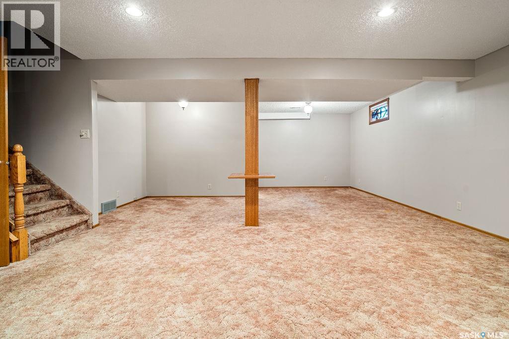 287 Hodgins Crescent N, Regina, Saskatchewan  S4X 2T2 - Photo 34 - SK035574