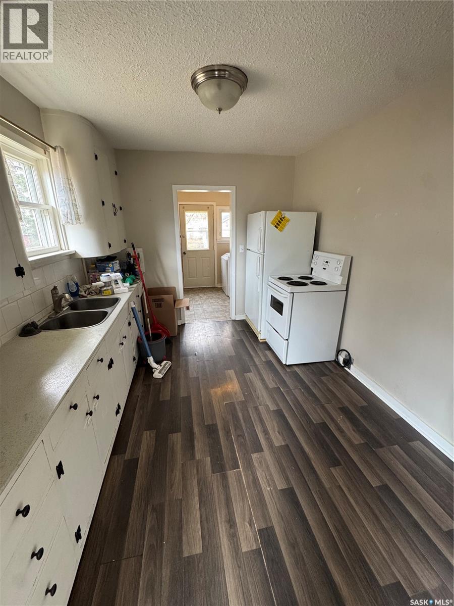 228 2nd Avenue, Spalding, Saskatchewan  S0K 4C0 - Photo 13 - SK035535