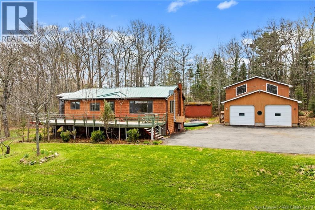 2051 Lakeview Road, Cambridge-Narrows, New Brunswick  E4C 1M6 - Photo 1 - NB138254