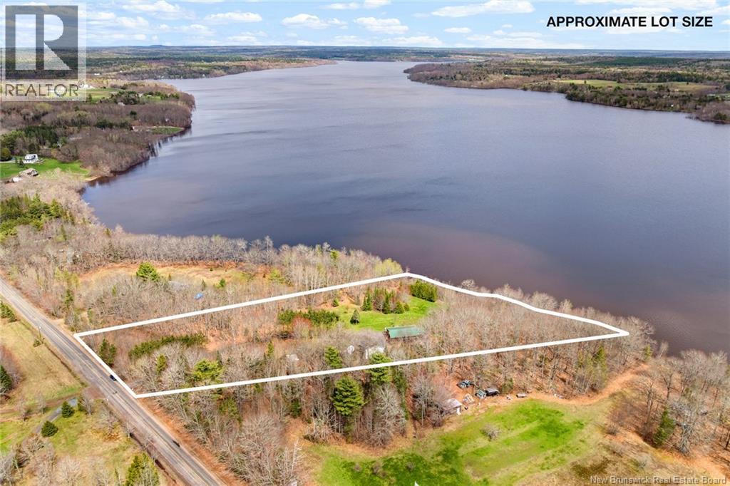 2051 Lakeview Road, Cambridge-Narrows, New Brunswick  E4C 1M6 - Photo 15 - NB138254