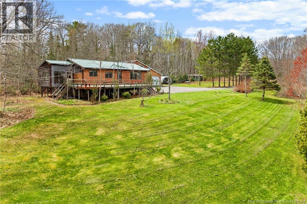 2051 Lakeview Road, Cambridge-Narrows, New Brunswick  E4C 1M6 - Photo 3 - NB138254