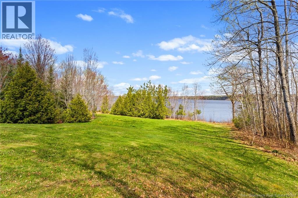 2051 Lakeview Road, Cambridge-Narrows, New Brunswick  E4C 1M6 - Photo 6 - NB138254