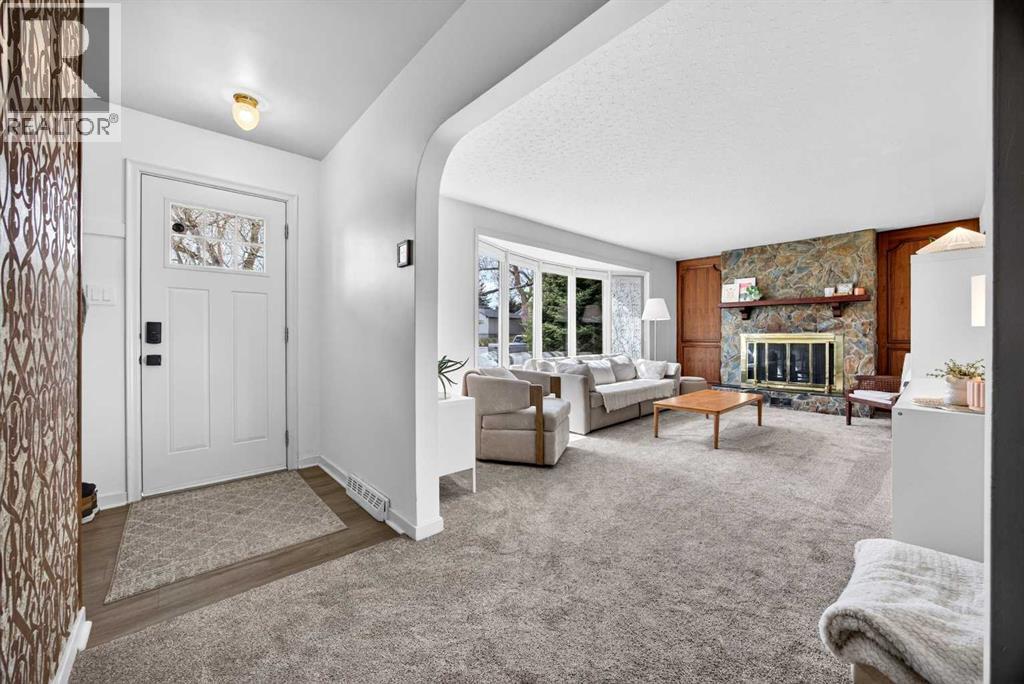 1232 40 Avenue NW, Calgary, Alberta  T2K 0G4 - Photo 4 - A2306826