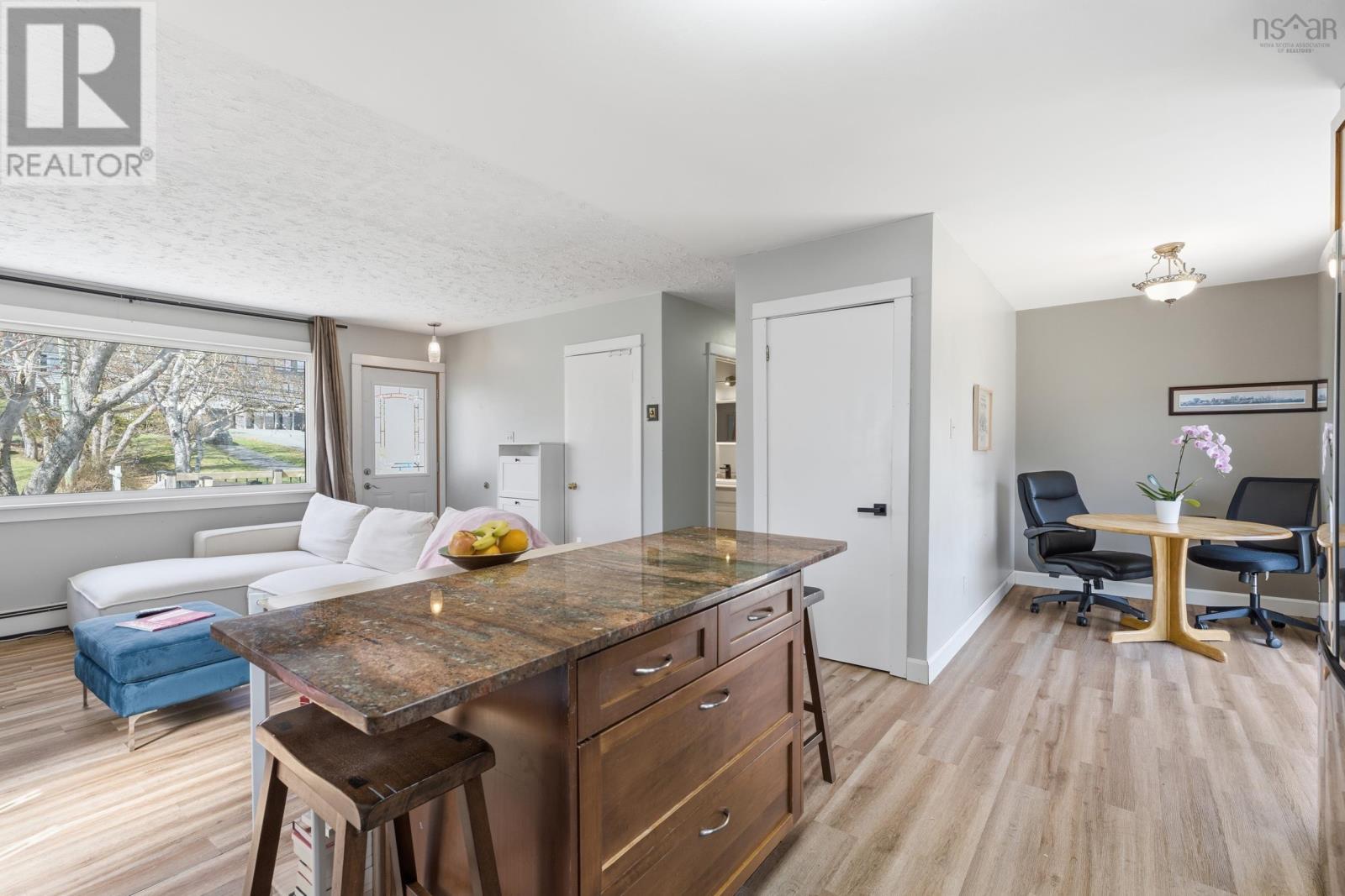 642 Herring Cove Road, Halifax, Nova Scotia  B3R 1X9 - Photo 16 - 202610433