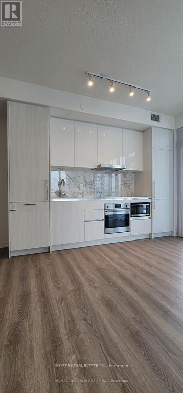 4115 - 195 COMMERCE STREET, Vaughan, Ontario