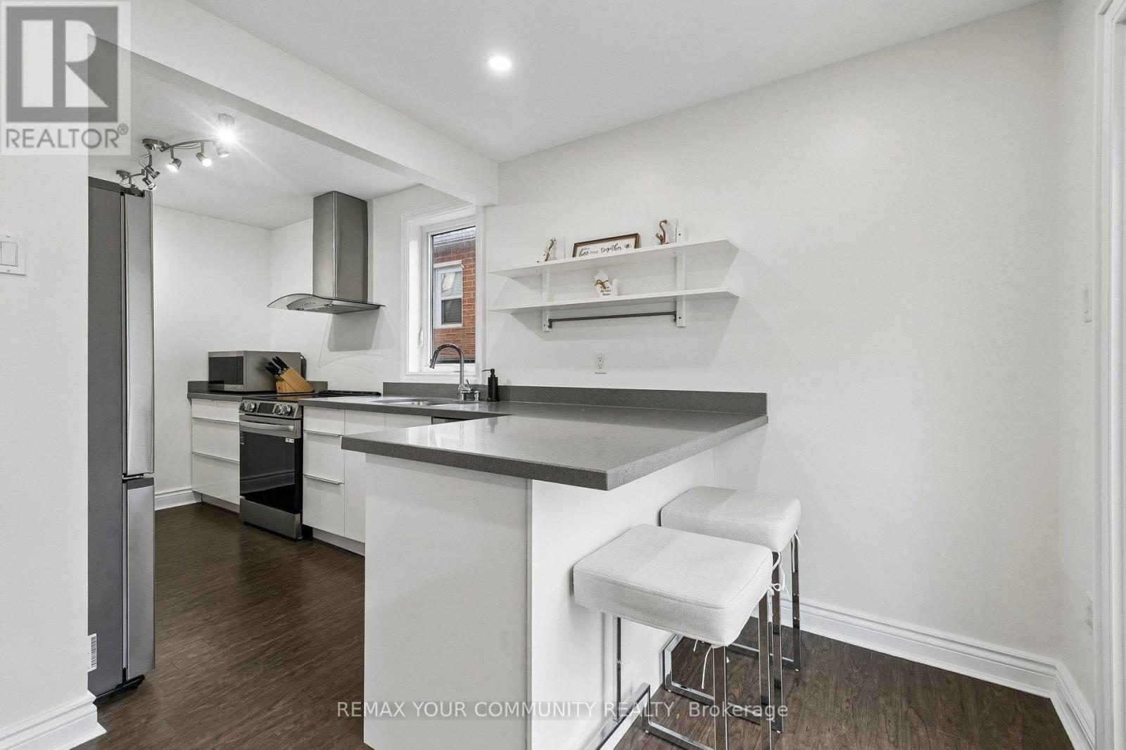 201 Lloyd Avenue, Newmarket, Ontario  L3Y 5L4 - Photo 10 - N13111448