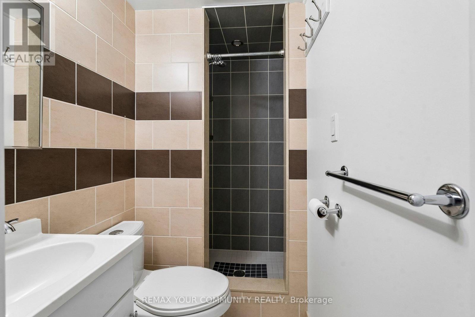 201 Lloyd Avenue, Newmarket, Ontario  L3Y 5L4 - Photo 23 - N13111448