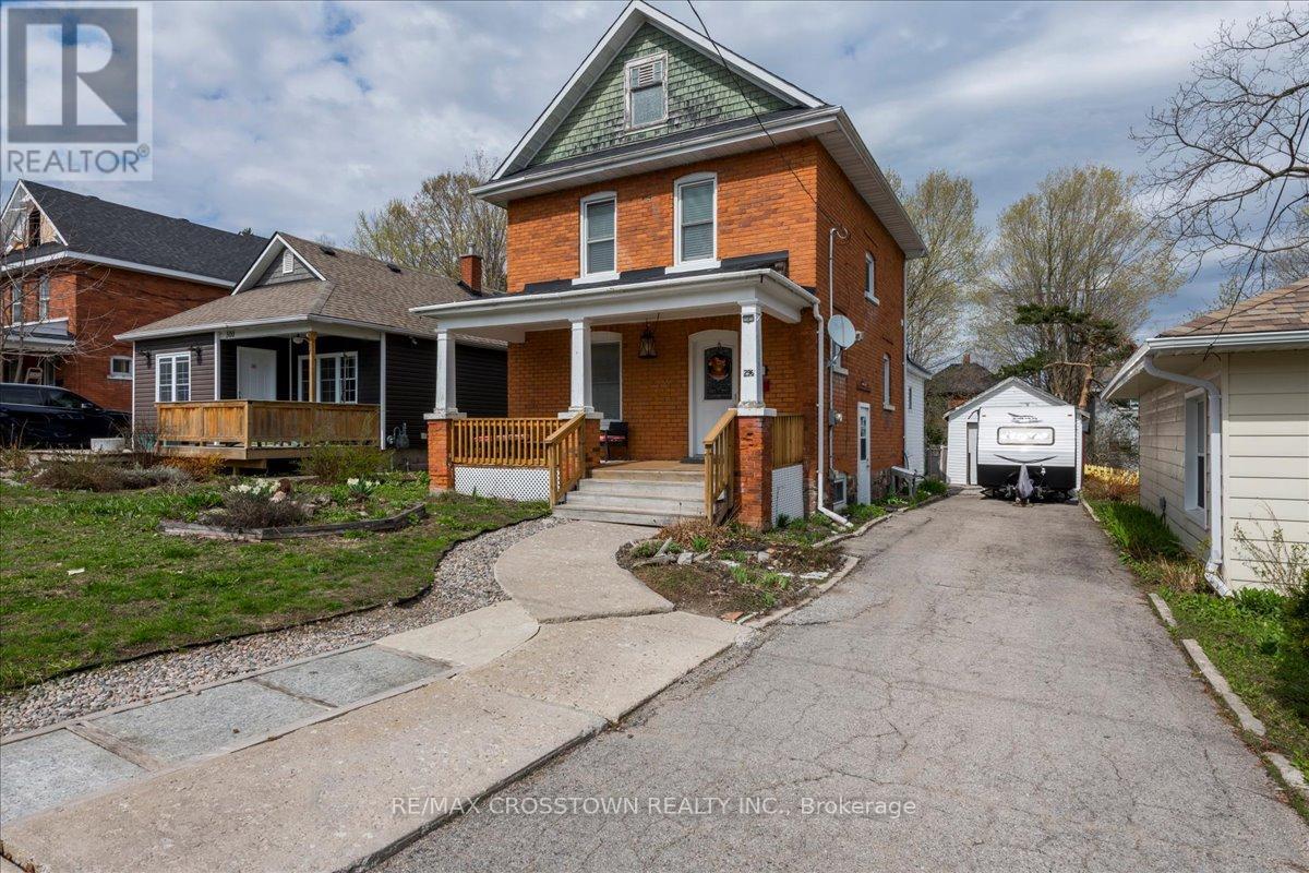 296 Saint Jean Street, Orillia, Ontario  L3V 4L4 - Photo 1 - S13111296