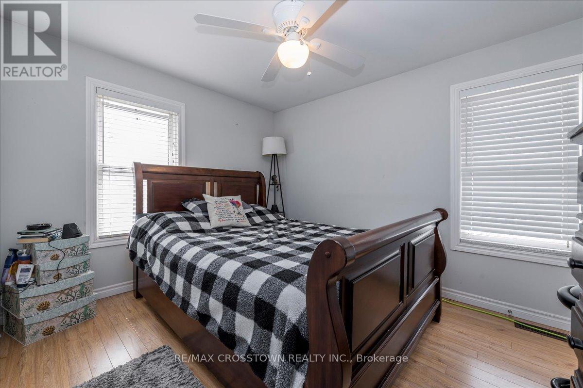296 Saint Jean Street, Orillia, Ontario  L3V 4L4 - Photo 9 - S13111296